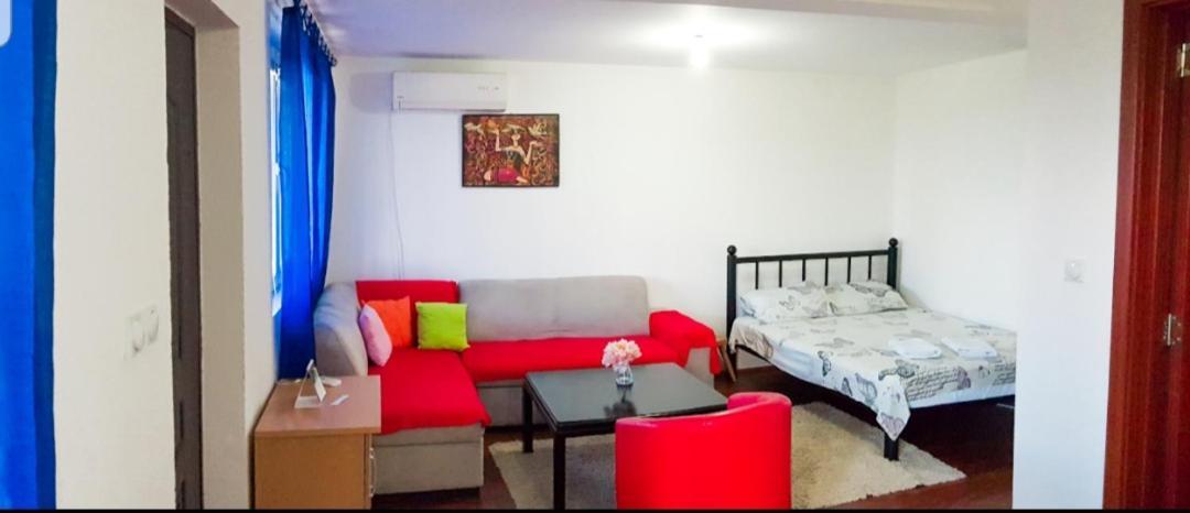 Apartment Dina Skopje Exterior foto